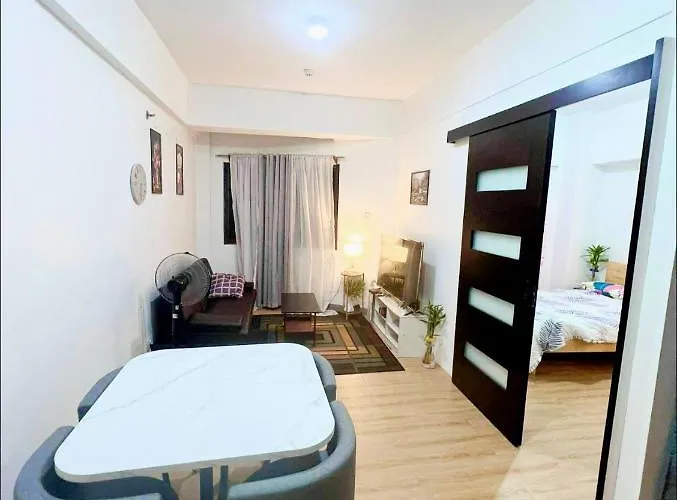 One Bedroom Unit In Eastwood Libis . Fast Free Wifi /netflix Apartment Manila