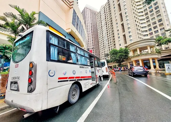 One Bedroom Unit In Eastwood Libis . Fast Free Wifi /netflix Apartment *
