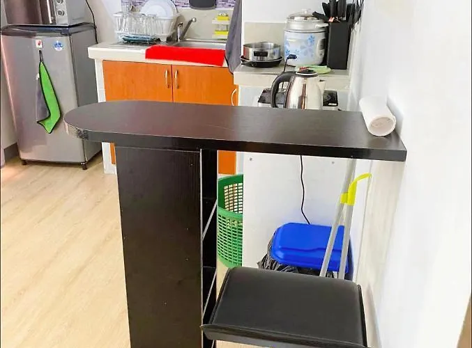 One Bedroom Unit In Eastwood Libis . Fast Free Wifi /netflix Apartment Manila